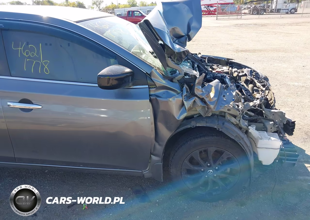 2018 Nissan Sentra S VIN:3N1AB7AP7JY235248 - 6