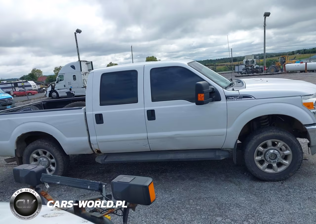 2012 Ford F-250 Xlt VIN:1FT7W2B69CEA23391 - 13