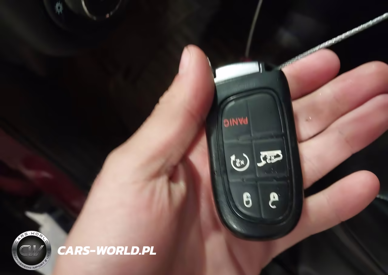 2019 Jeep Cherokee Limited 4X4 VIN:1C4PJMDX8KD112163 - 11