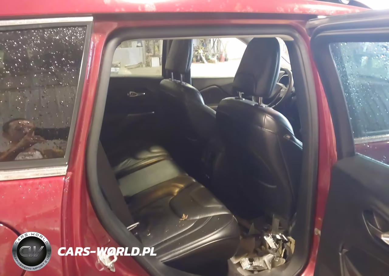 2019 Jeep Cherokee Limited 4X4 VIN:1C4PJMDX8KD112163 - 8