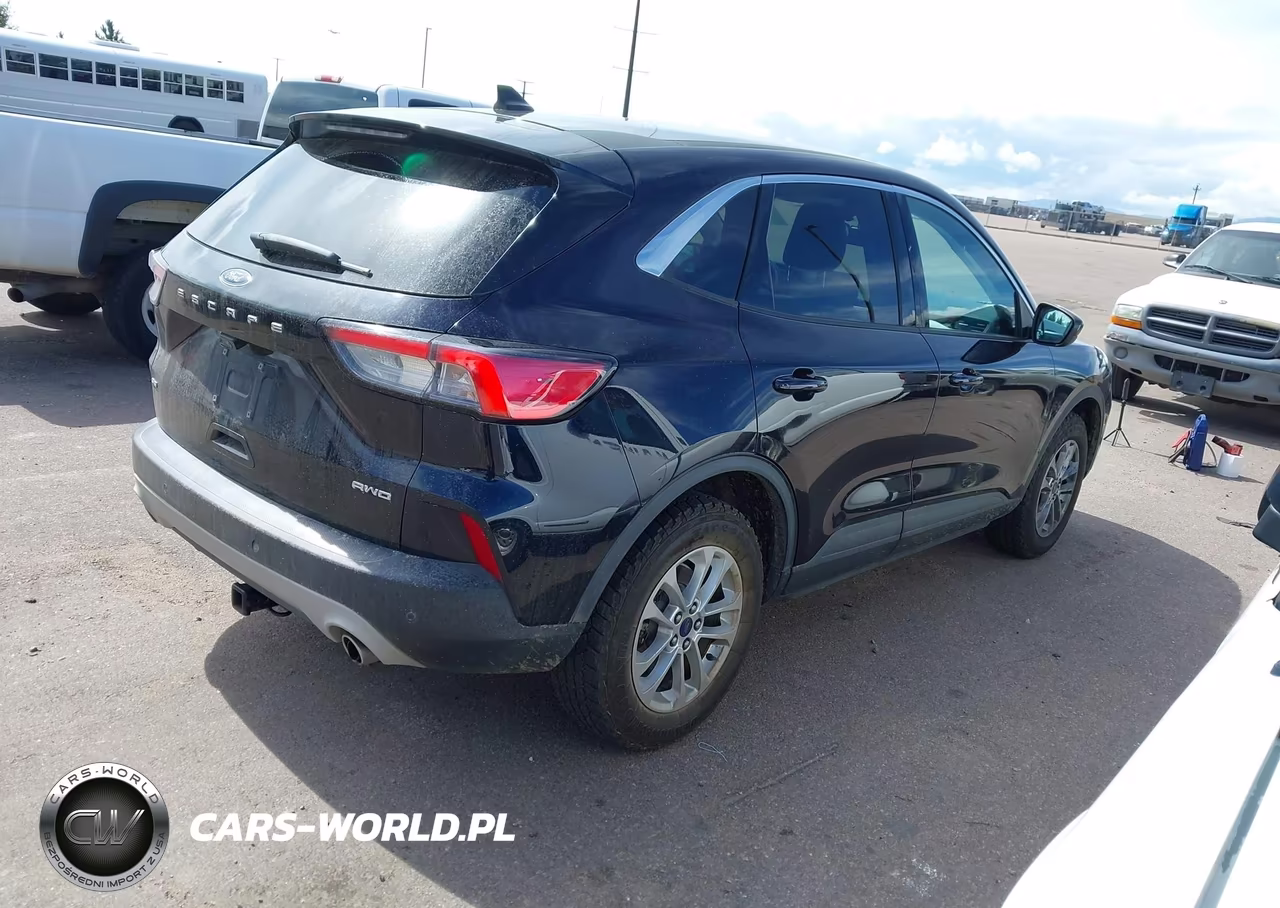 2021 Ford Escape Se VIN:1FMCU9G65MUA86125 - 4