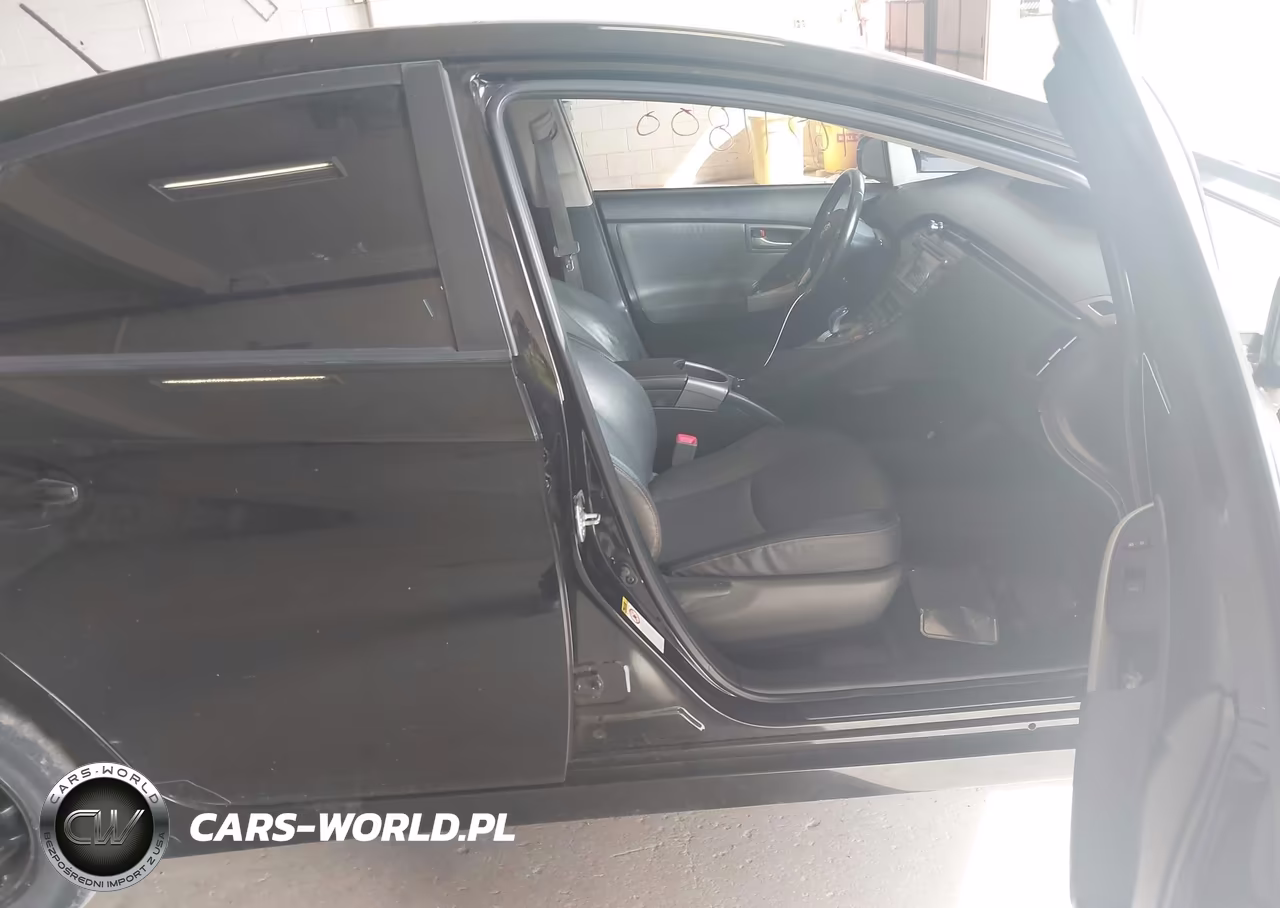 2012 Toyota Prius Four VIN:JTDKN3DU7C5466489 - 5
