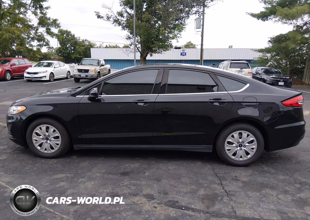 2020 Ford Fusion S VIN:3FA6P0G74LR196740 - 18