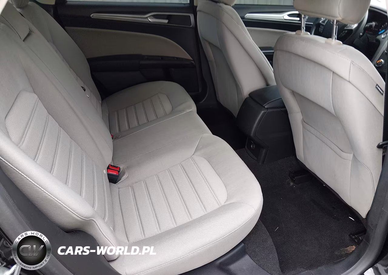 2020 Ford Fusion S VIN:3FA6P0G74LR196740 - 8