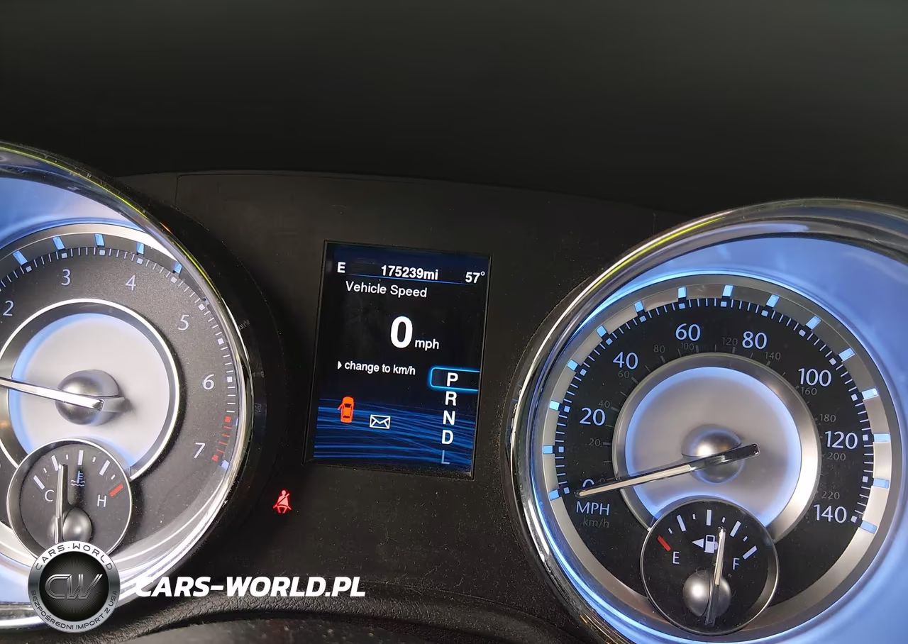 2014 Chrysler 300 VIN:2C3CCARG3EH209489 - 7