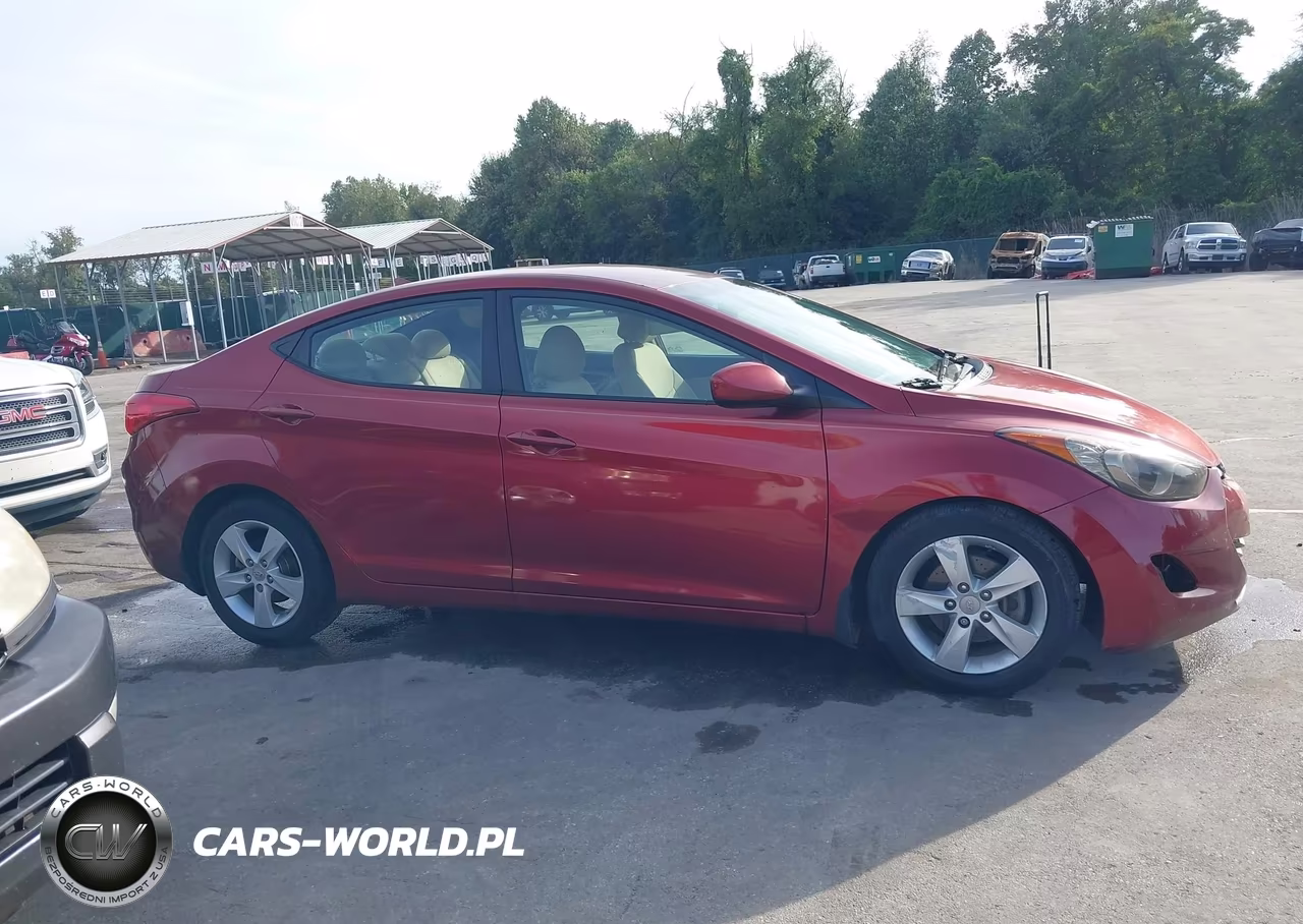 2013 Hyundai Elantra Gls VIN:5NPDH4AEXDH404606 - 13