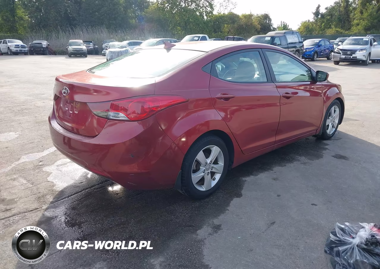 2013 Hyundai Elantra Gls VIN:5NPDH4AEXDH404606 - 4