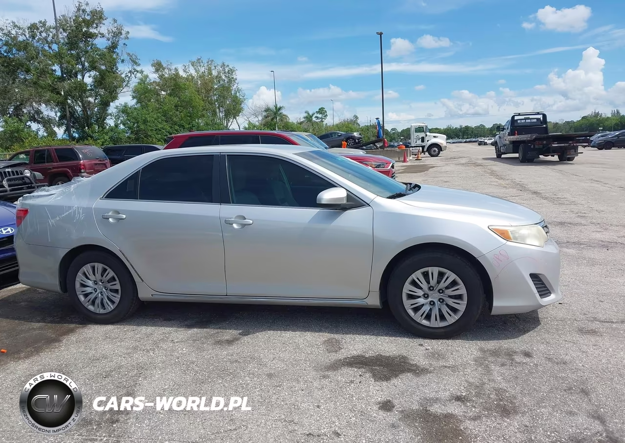 2012 Toyota Camry Le VIN:4T1BF1FK5CU190635 - 13