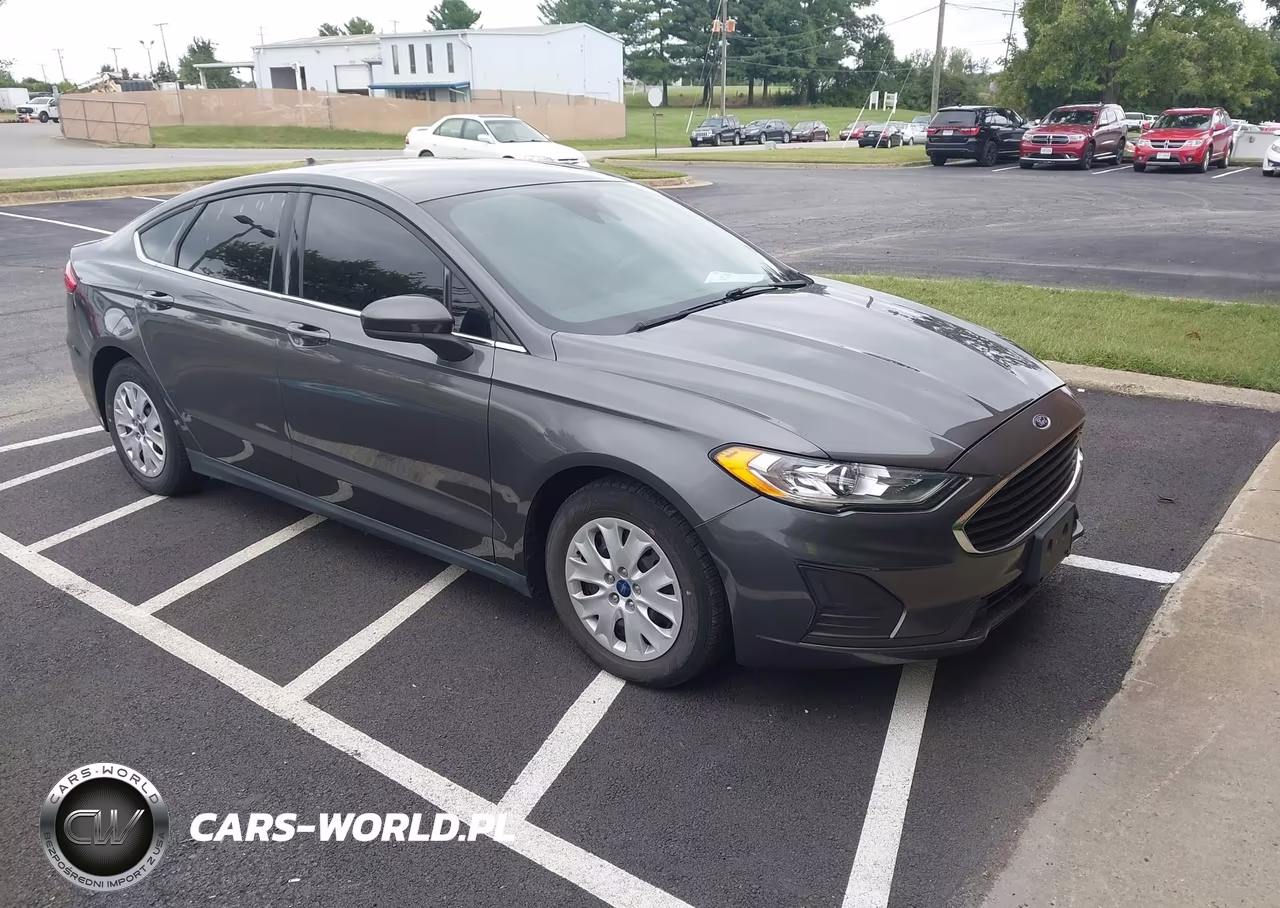 2020 Ford Fusion S VIN:3FA6P0G76LR196741 - 1