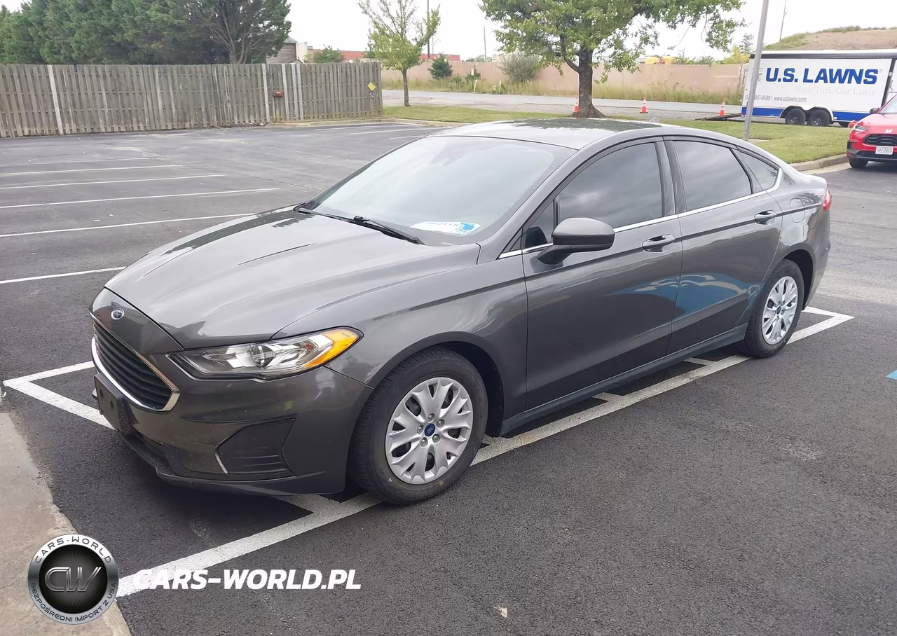 2020 Ford Fusion S VIN:3FA6P0G76LR196741 - 2