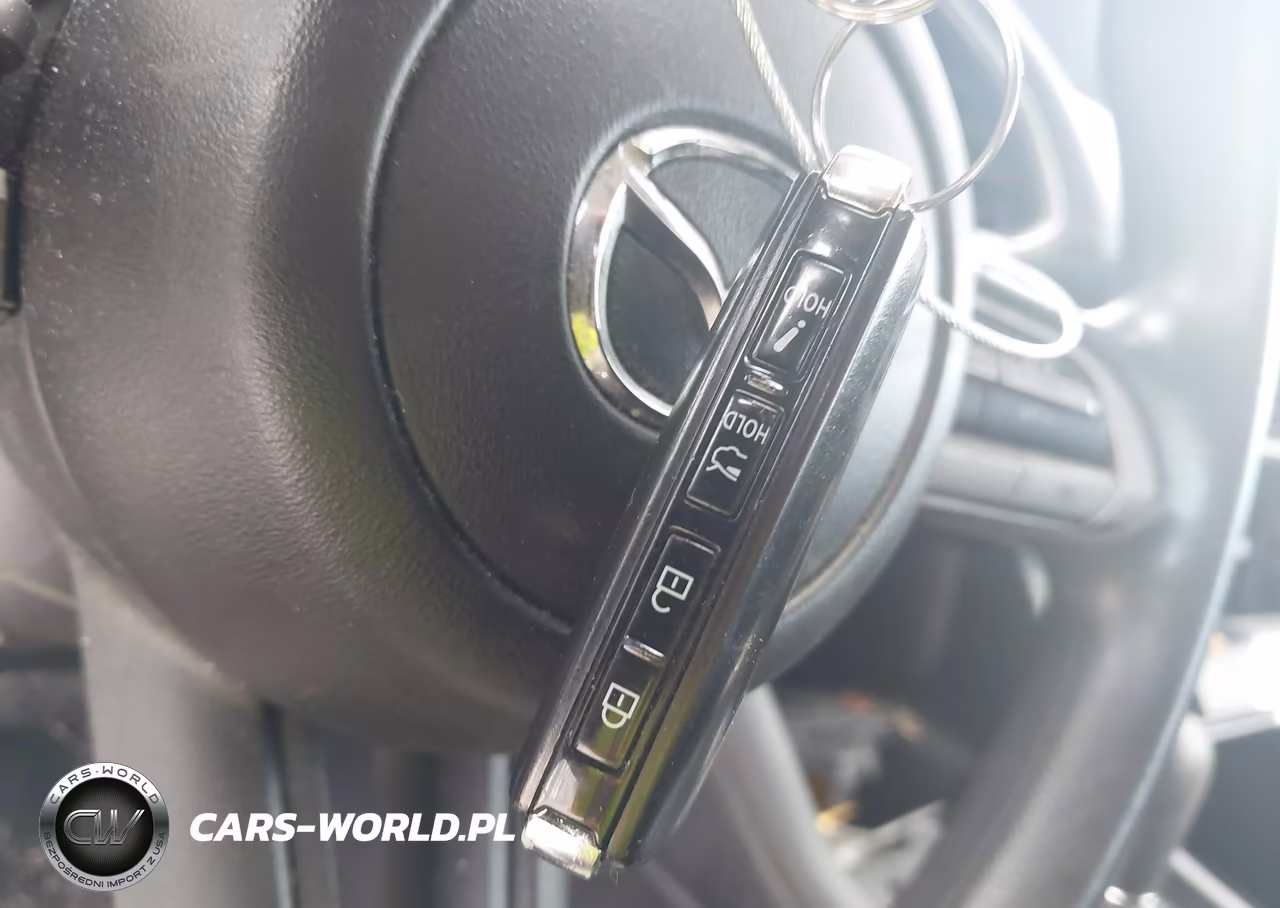 2022 Mazda Mazda3 2.0 VIN:3MZBPAA70NM307451 - 11