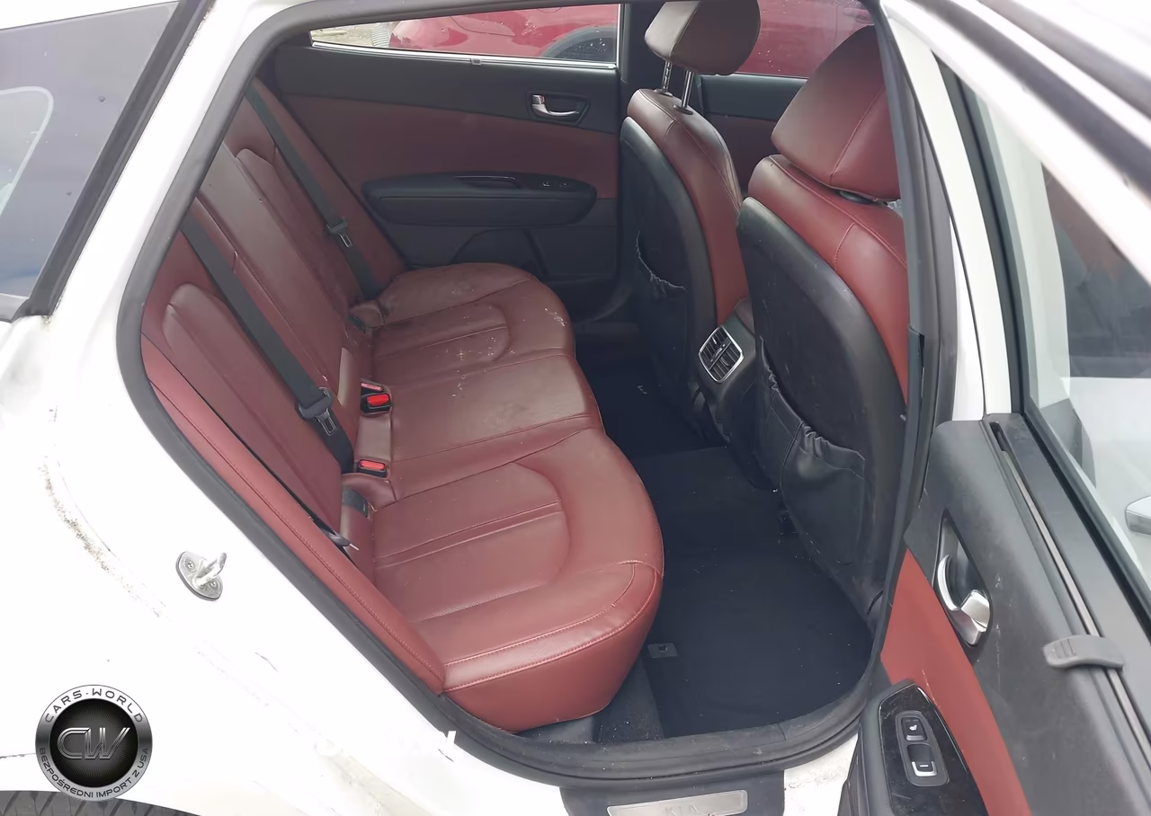 2016 Kia Optima VIN:5XXGW4L21GG027878 - 8