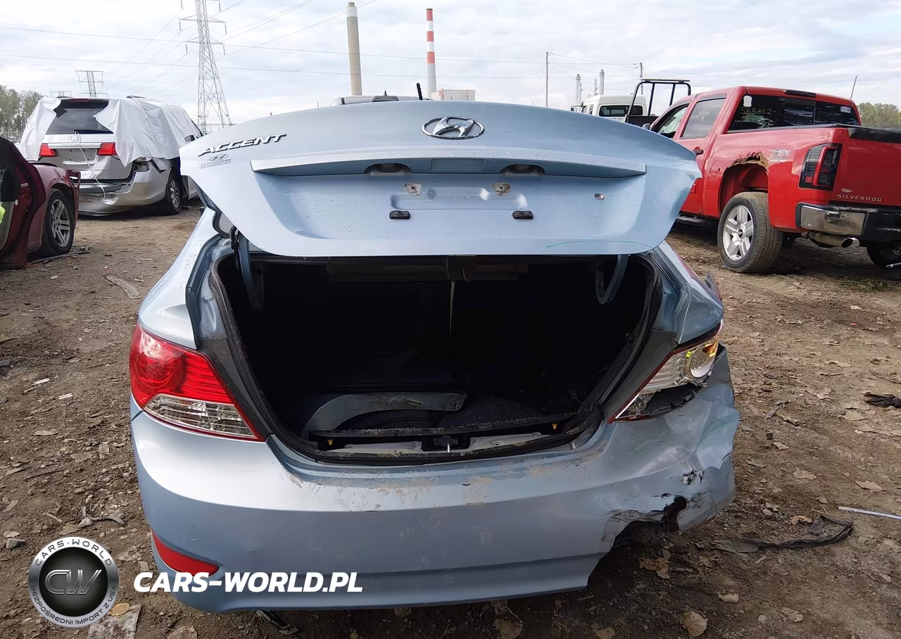 2013 Hyundai Accent Gls VIN:KMHCU4AE7DU442044 - 17