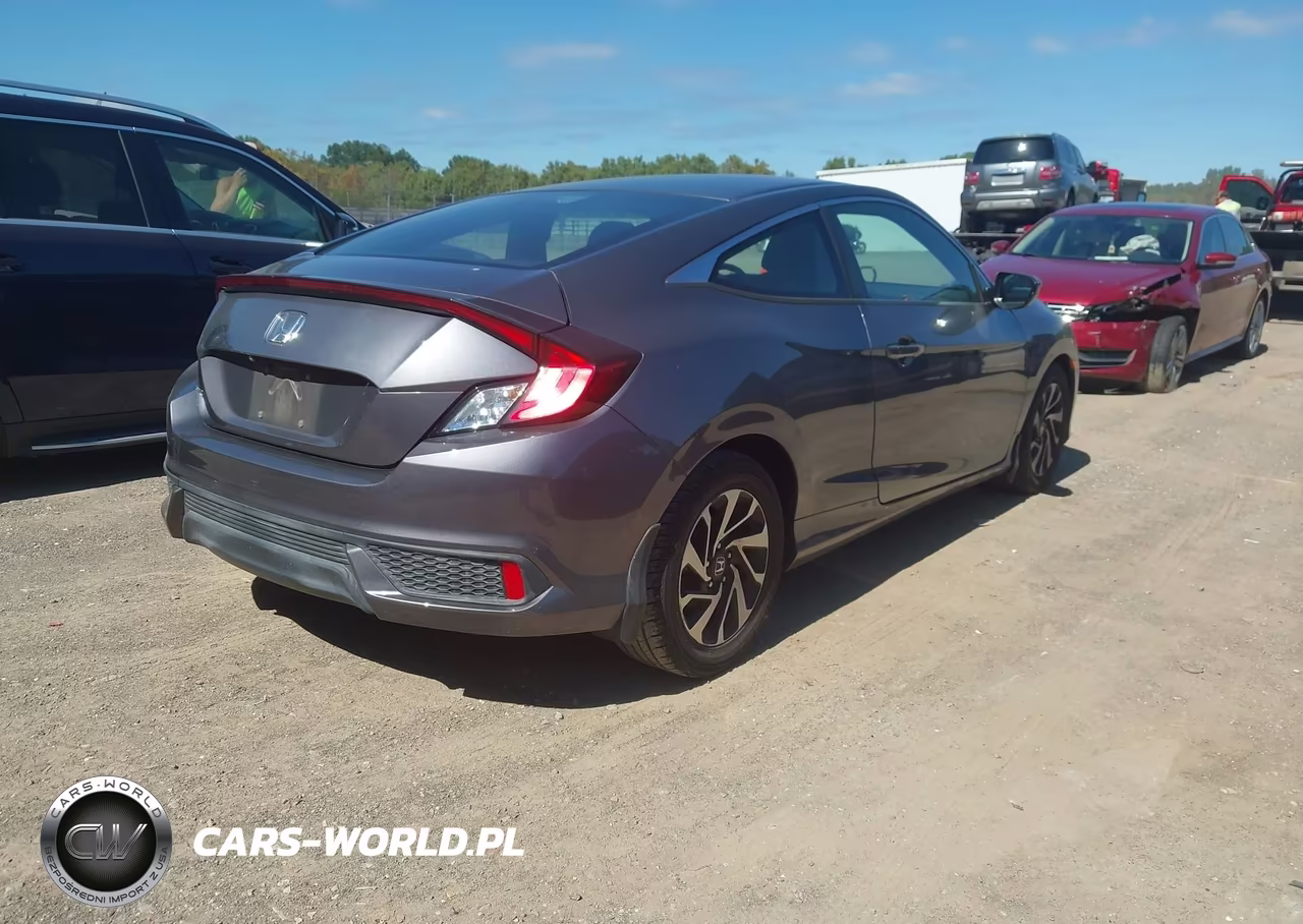 2017 Honda Civic Lx VIN:2HGFC4B5XHH307007 - 4