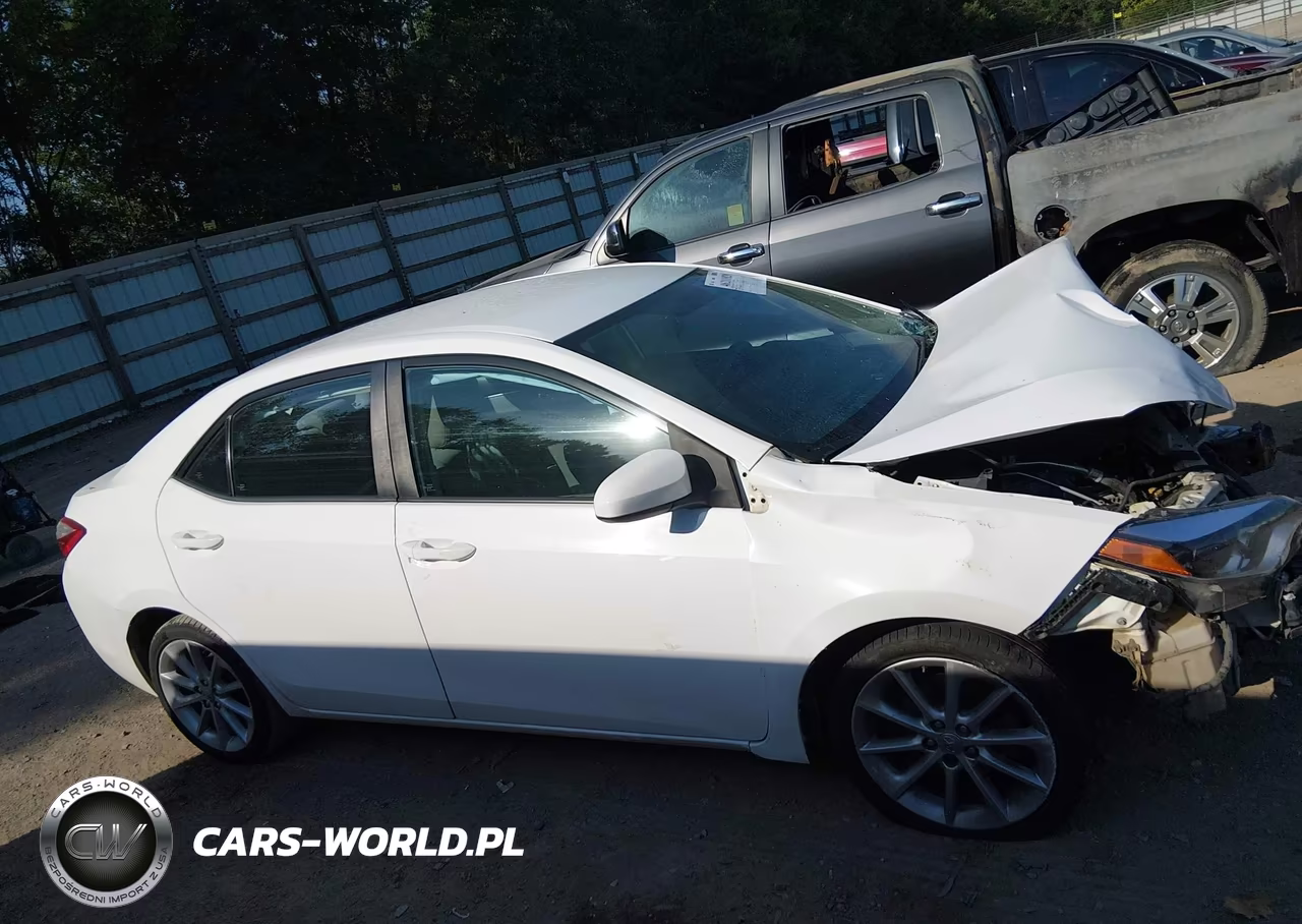 2016 Toyota Corolla Le VIN:2T1BURHE3GC612615 - 14