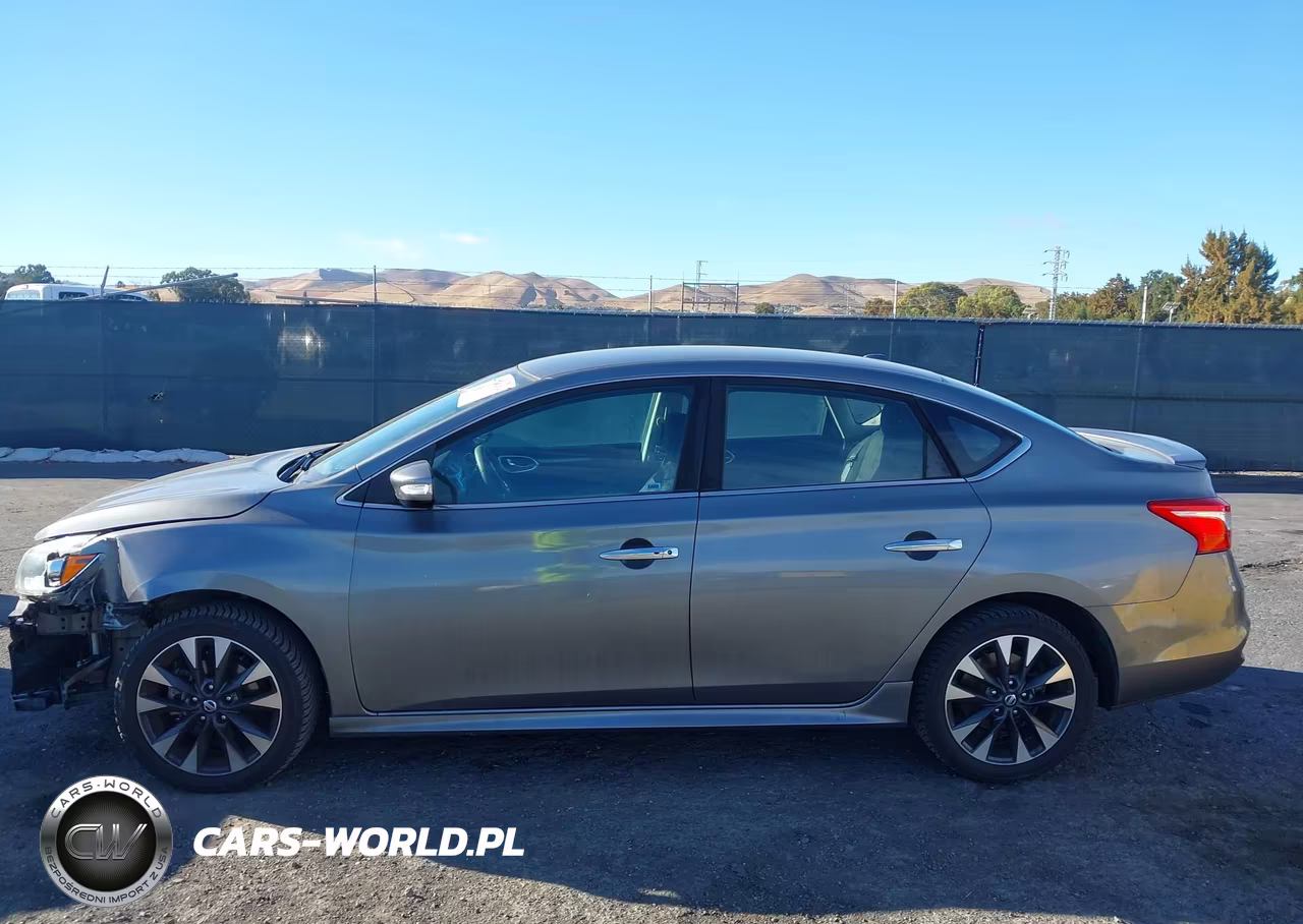 2017 Nissan Sentra Sr VIN:3N1AB7AP8HY389123 - 14