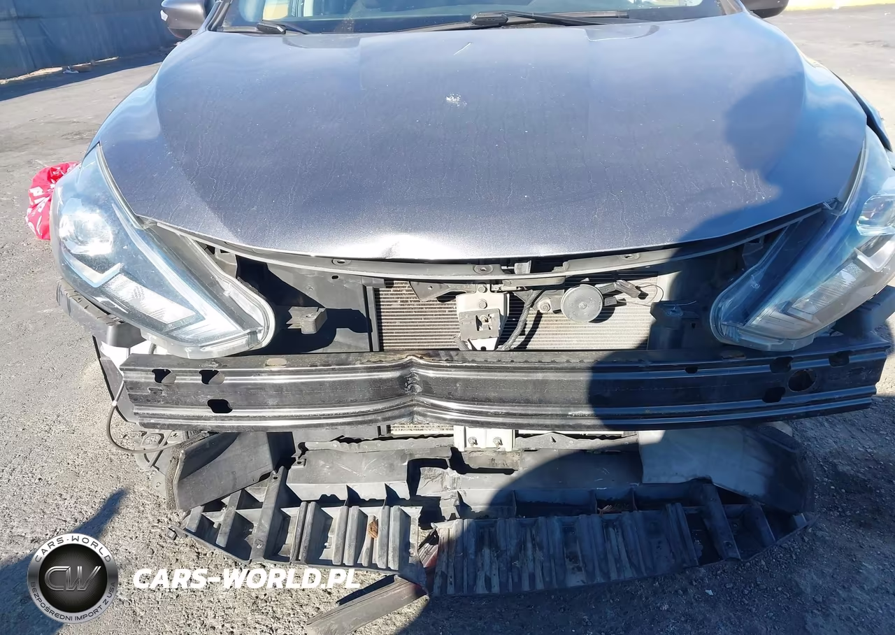2017 Nissan Sentra Sr VIN:3N1AB7AP8HY389123 - 6