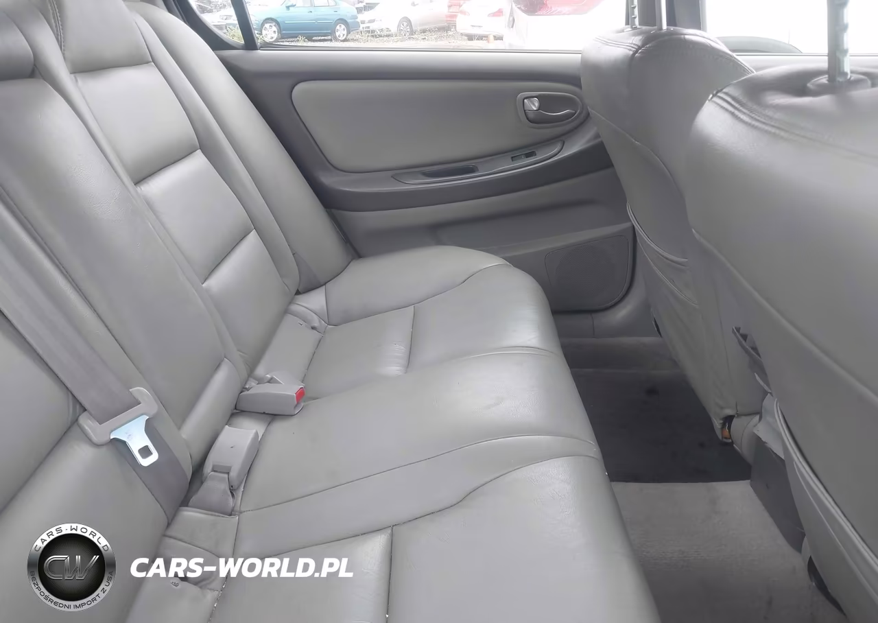 2002 Nissan Maxima Se VIN:JN1DA31D92T427215 - 8