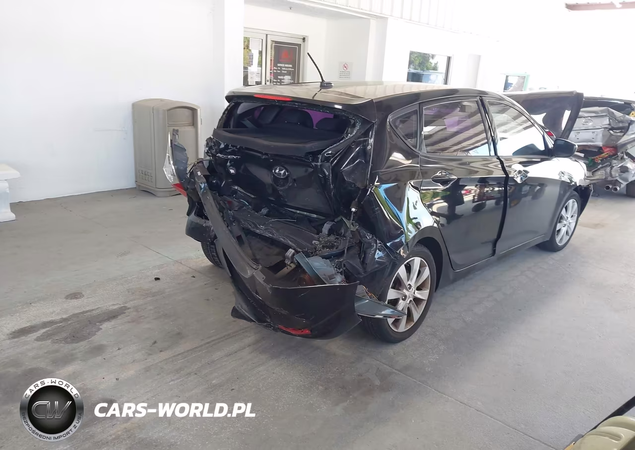 2012 Hyundai Accent Se VIN:KMHCU5AE2CU032563 - 4