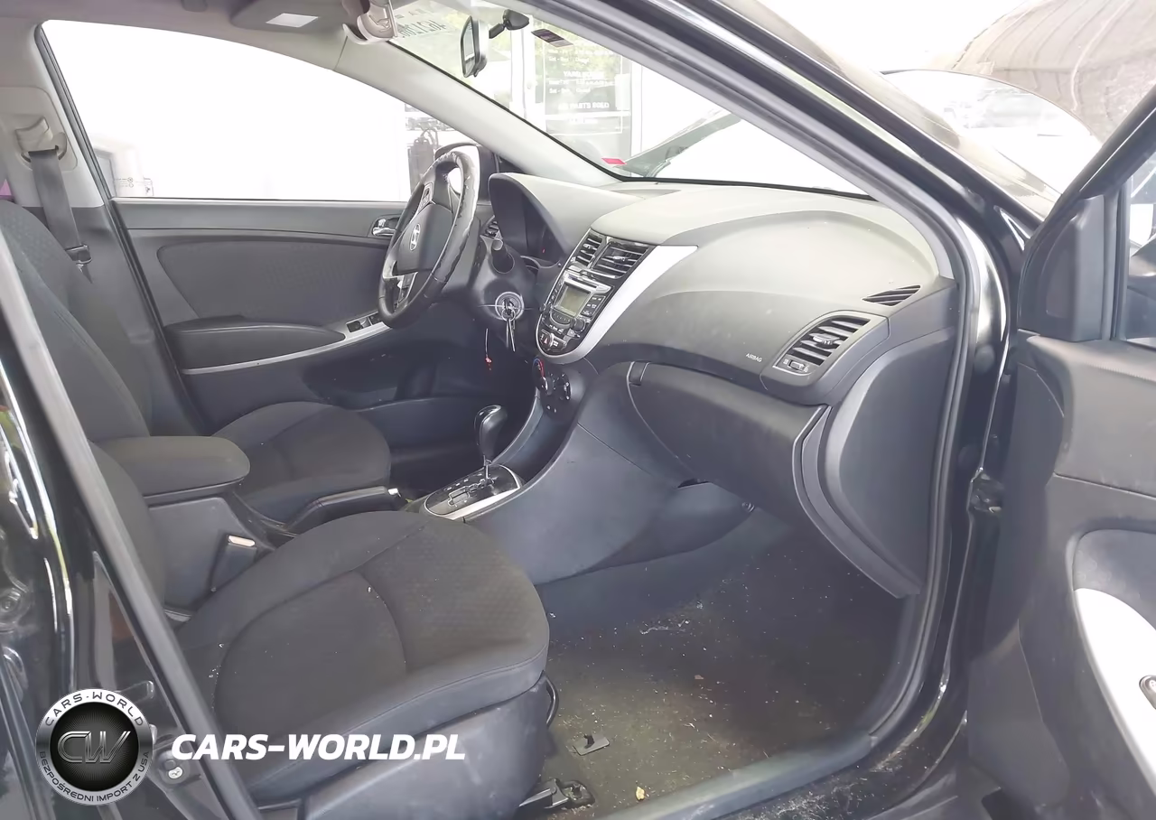 2012 Hyundai Accent Se VIN:KMHCU5AE2CU032563 - 5