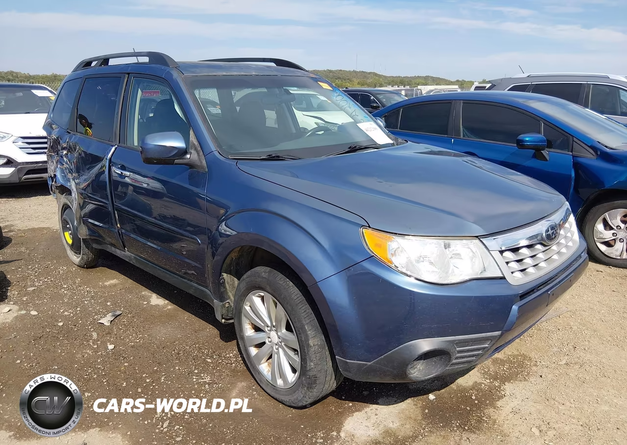 2012 Subaru Forester 2.5X Premium VIN:JF2SHBDC3CH430260 - 1
