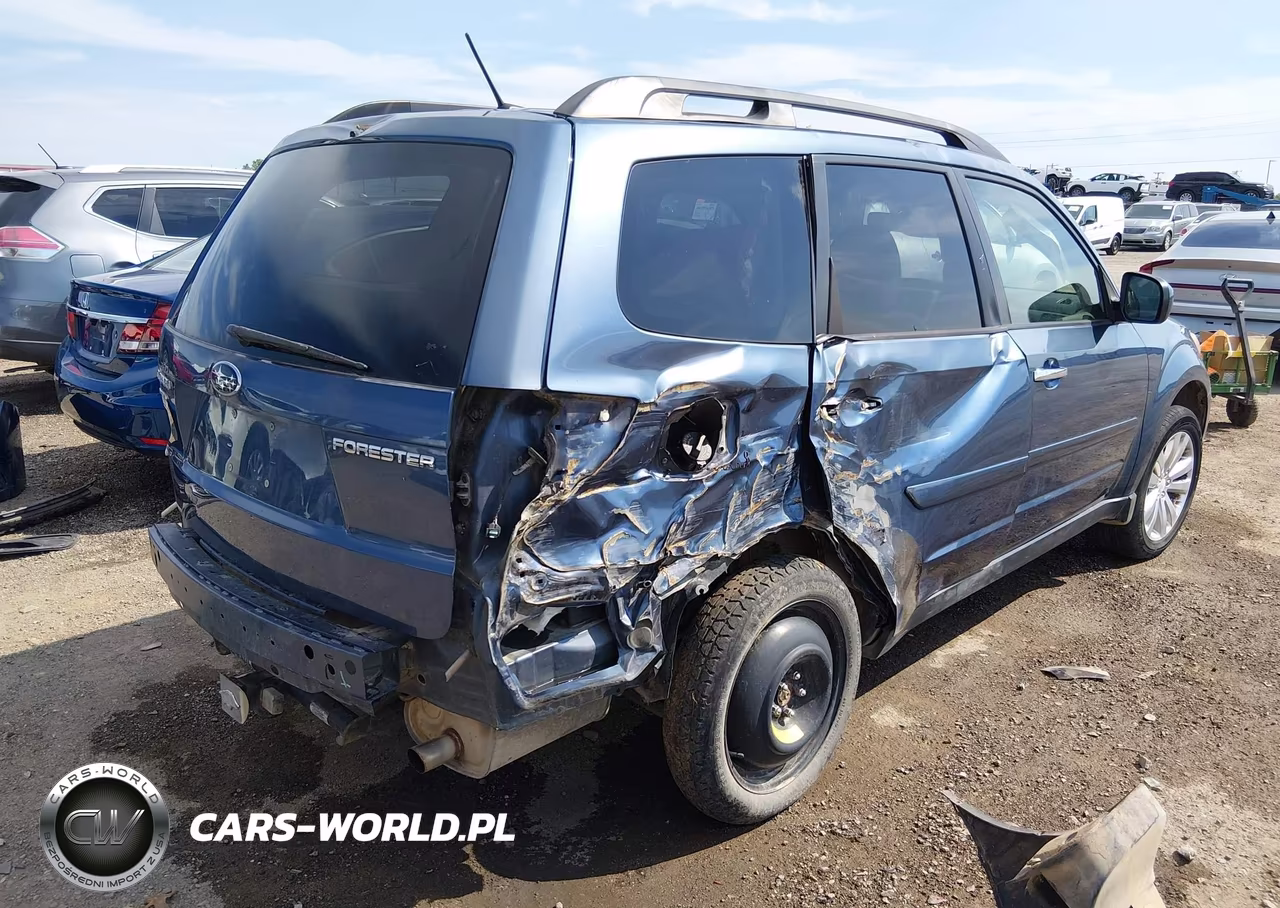 2012 Subaru Forester 2.5X Premium VIN:JF2SHBDC3CH430260 - 4