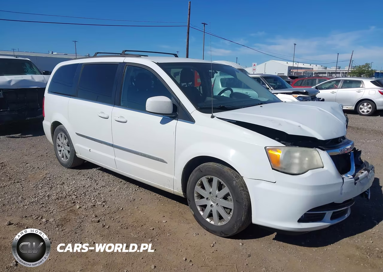 2014 Chrysler Town & Country Touring