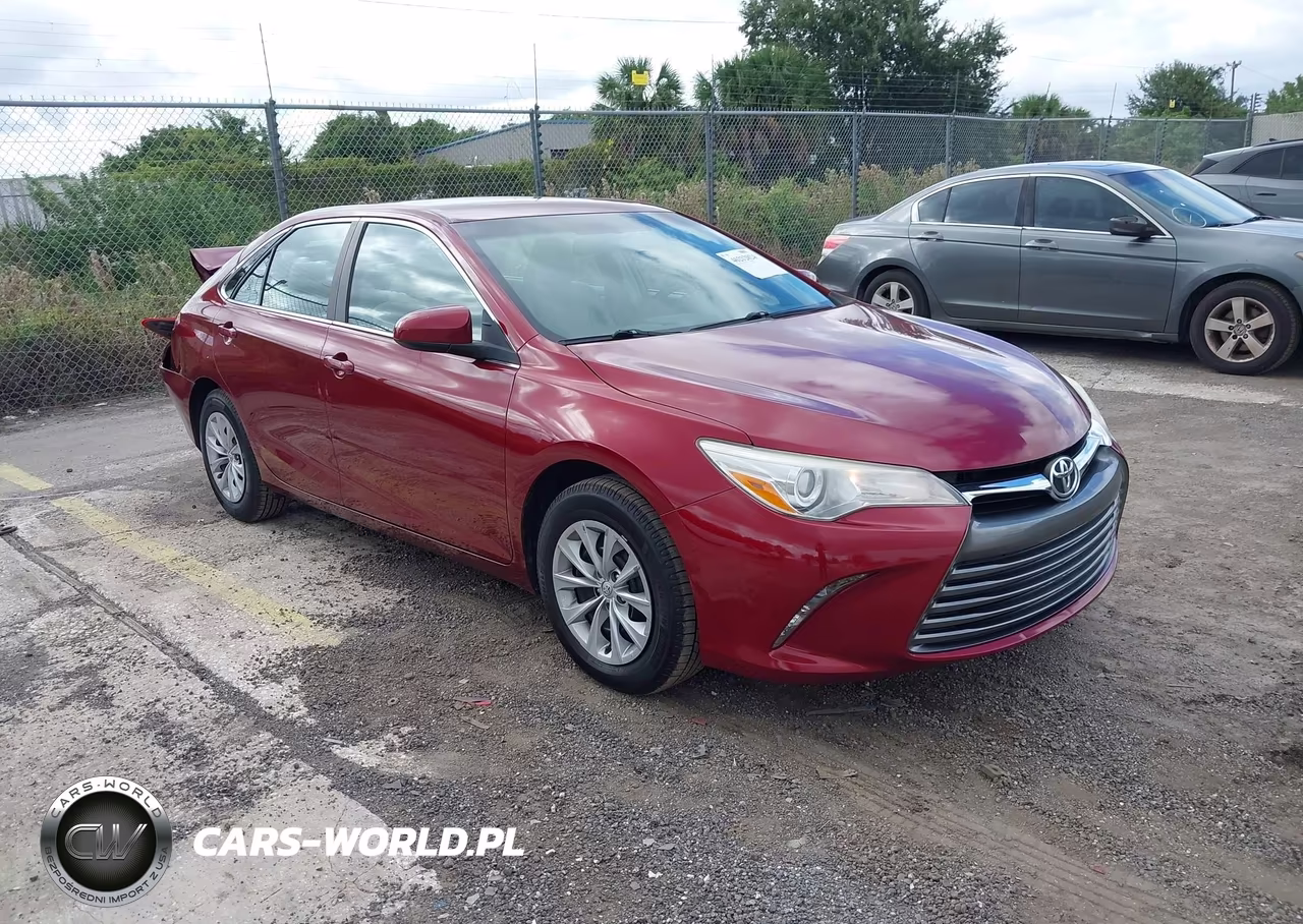 2017 Toyota Camry Le – zdjęcie 1 z 16