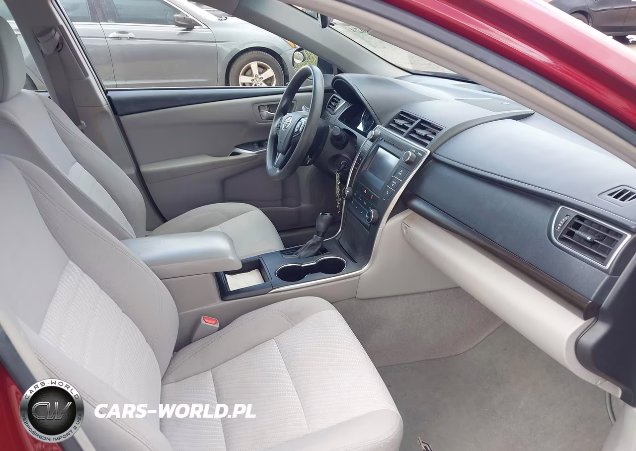 2017 Toyota Camry Le VIN:4T1BF1FK1HU748567 - 5