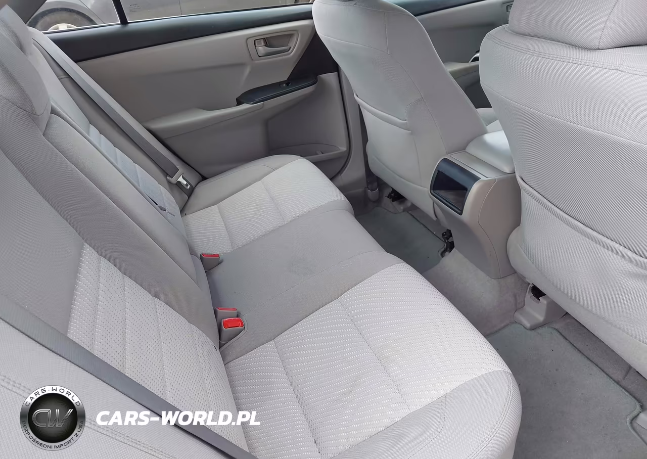 2017 Toyota Camry Le VIN:4T1BF1FK1HU748567 - 8