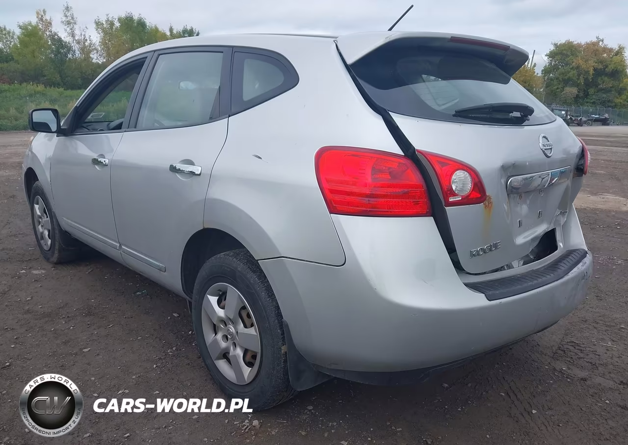 2012 Nissan Rogue S VIN:JN8AS5MV5CW713077 - 3