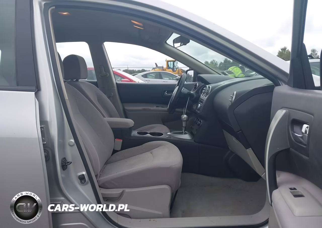 2012 Nissan Rogue S VIN:JN8AS5MV5CW713077 - 5