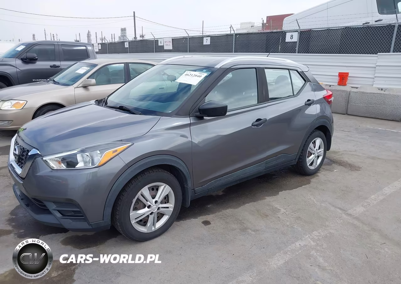 2018 Nissan Kicks S VIN:3N1CP5CU7JL545138 - 2