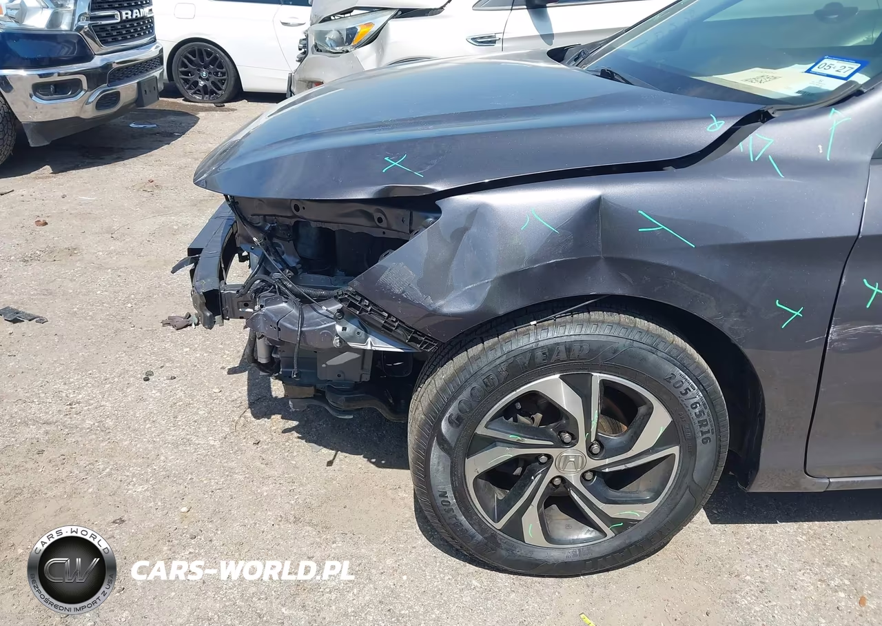 2017 Honda Accord Lx VIN:1HGCR2F3XHA062769 - 6