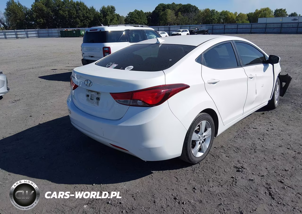 2013 Hyundai Elantra Gls VIN:5NPDH4AE0DH173778 - 4
