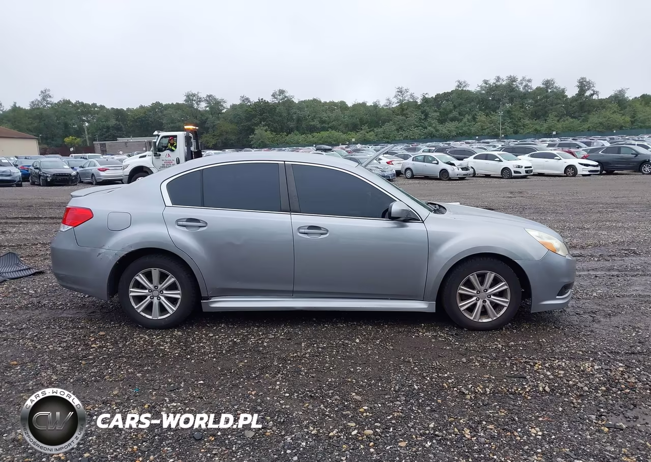 2010 Subaru Legacy 2.5I Premium VIN:4S3BMBC64A3238152 - 13