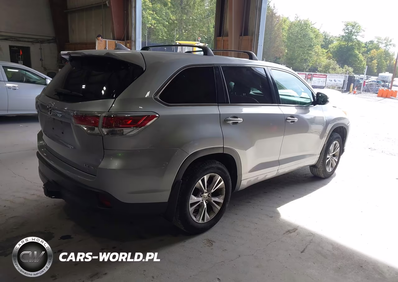 2014 Toyota Highlander Le Plus V6 VIN:5TDBKRFH3ES012457 - 4