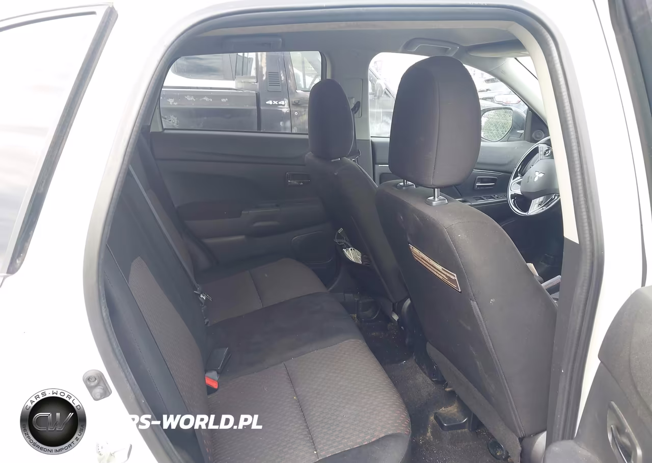 2017 Mitsubishi Outlander Sport 2.0 Le VIN:JA4AR3AU7HZ038646 - 8