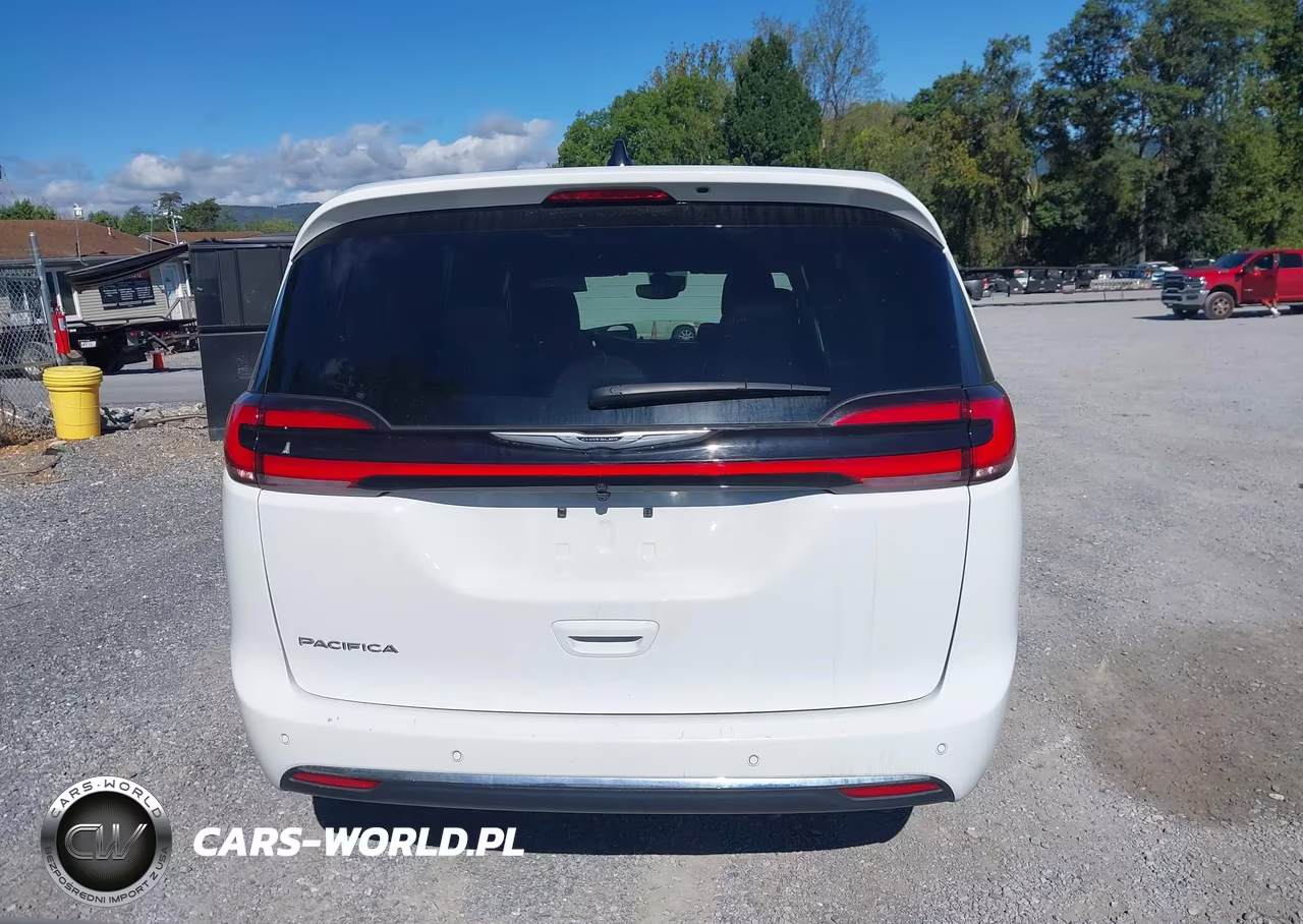2026 Chrysler Pacifica Select VIN:2C4RC1BG5TR185686 - 17