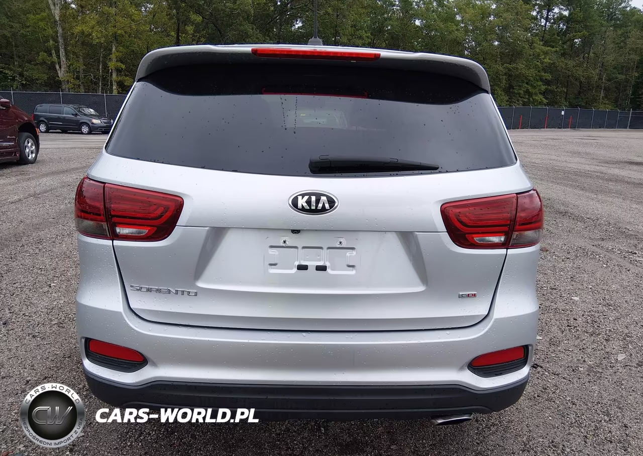 2019 Kia Sorento 2.4L L VIN:5XYPG4A37KG584145 - 16