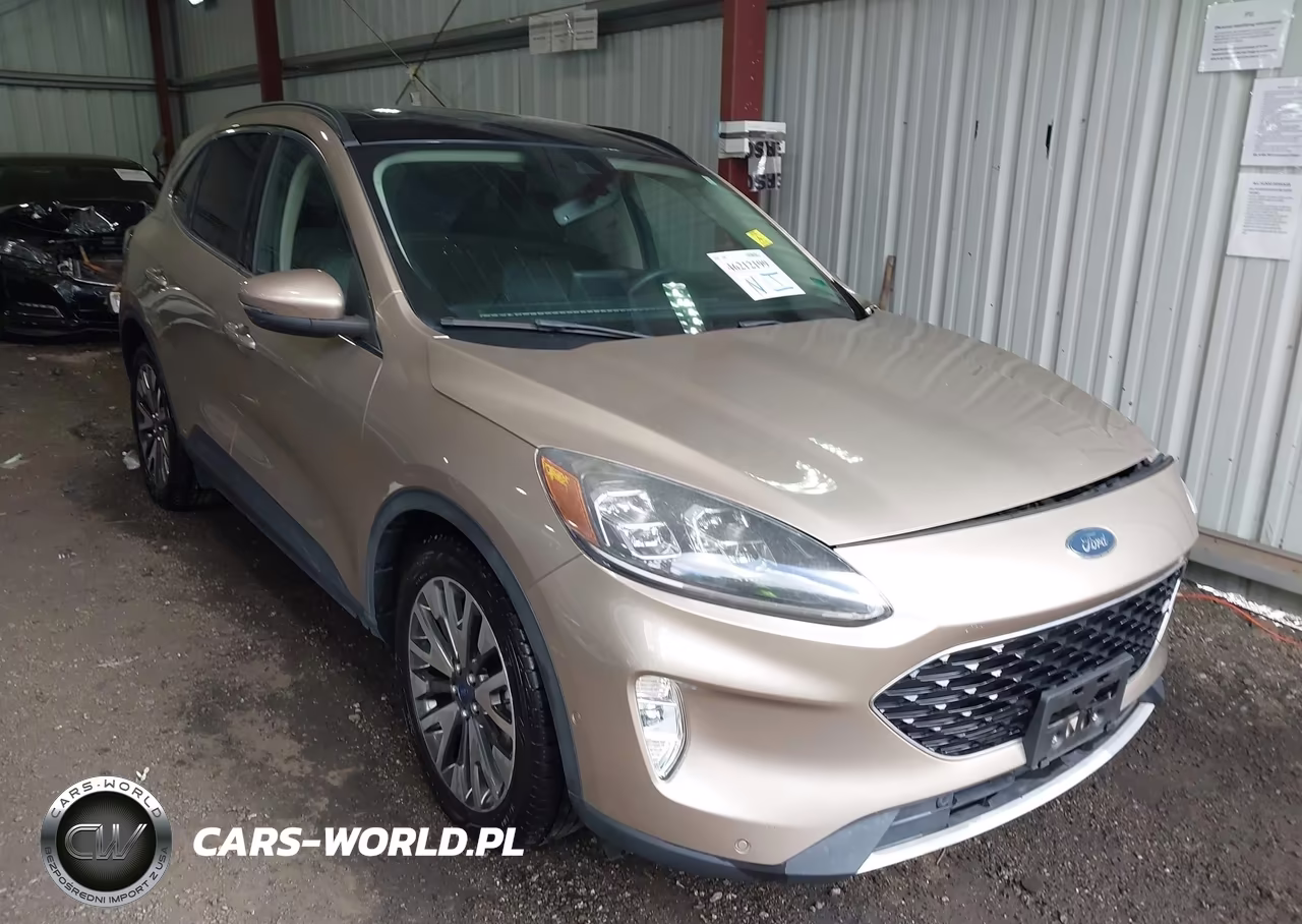 2020 Ford Escape Titanium Hybrid
