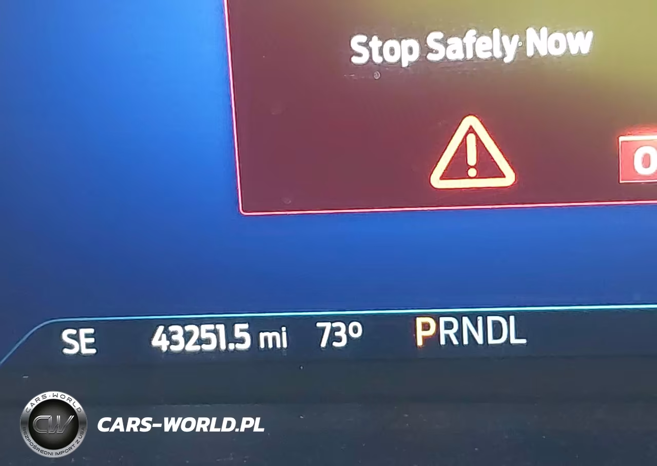 2020 Ford Escape Titanium Hybrid VIN:1FMCU0DZXLUA70656 - 15
