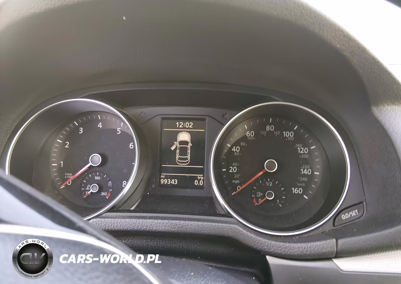 2017 Volkswagen Passat 1.8T R-Line VIN:1VWDT7A3XHC084703 - 7