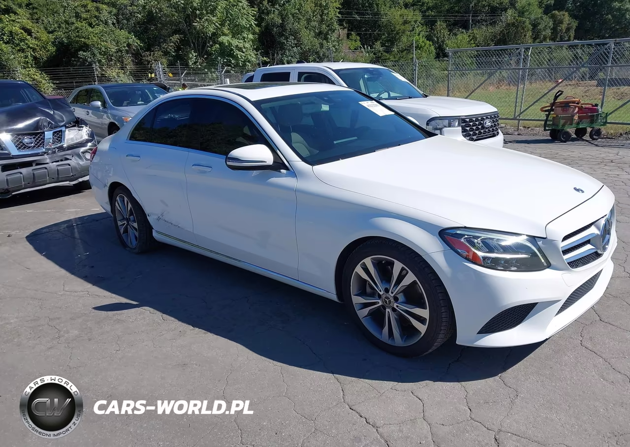 2019 Mercedes-Benz C 300
