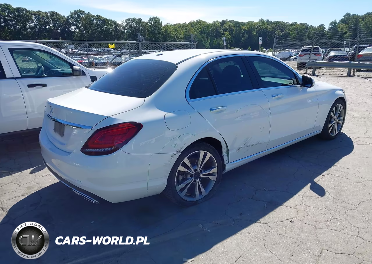 2019 Mercedes-Benz C 300 VIN:55SWF8DB9KU318849 - 4