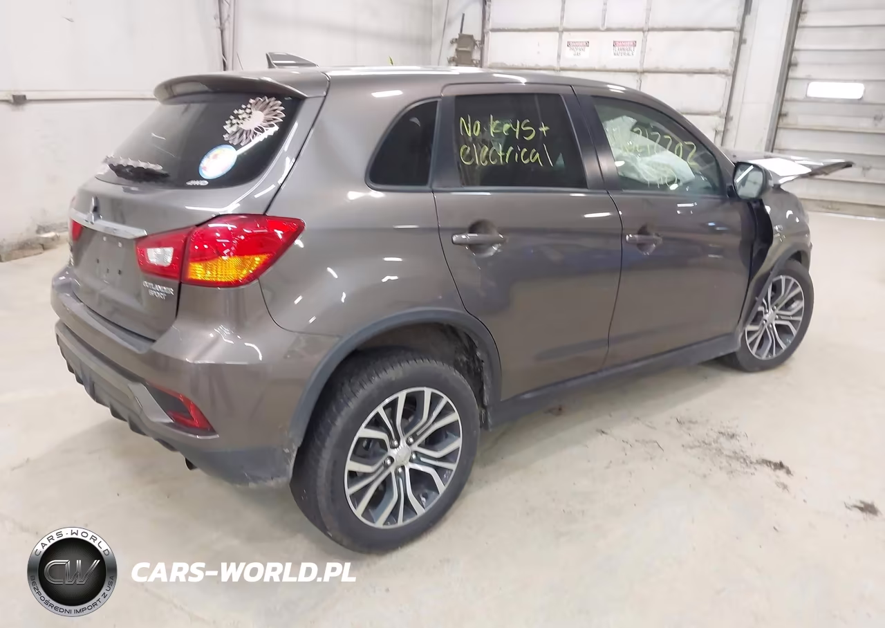 2018 Mitsubishi Outlander Sport VIN:JA4AR3AU8JU022474 - 4