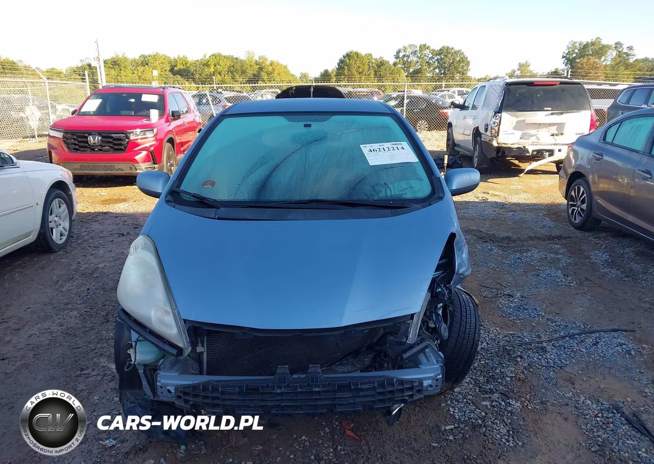 2011 Honda Fit Sport VIN:JHMGE8H69BC027849 - 13