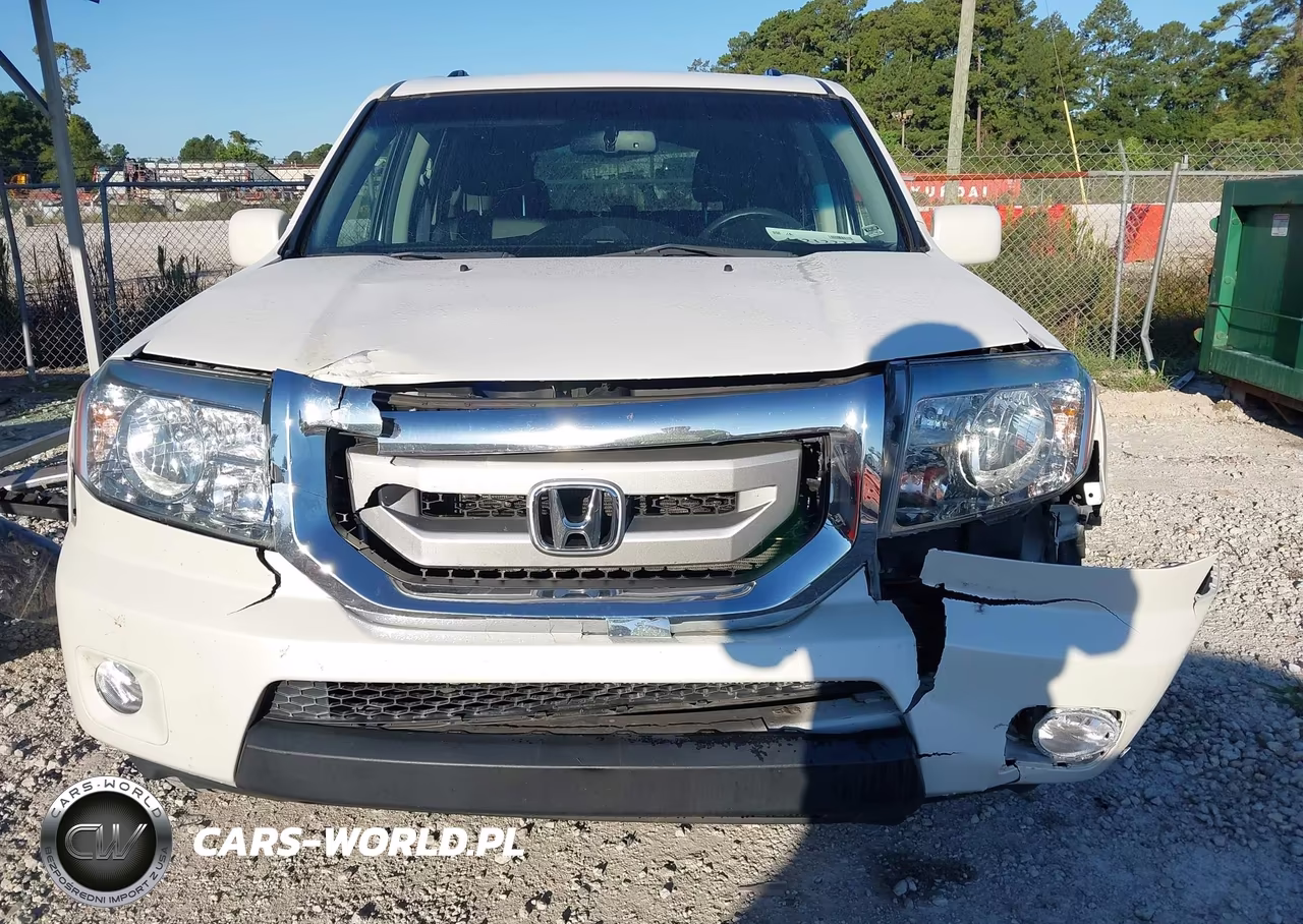 2011 Honda Pilot Touring VIN:5FNYF3H97BB039596 - 12
