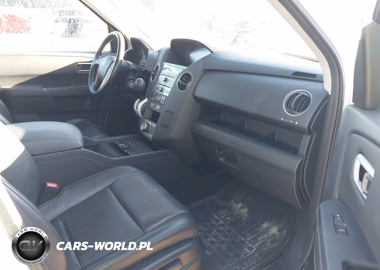 2011 Honda Pilot Touring VIN:5FNYF3H97BB039596 - 5