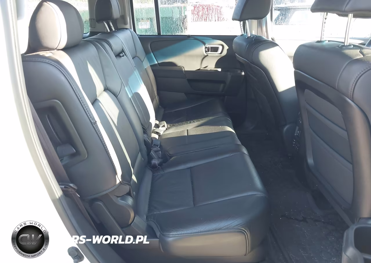 2011 Honda Pilot Touring VIN:5FNYF3H97BB039596 - 8